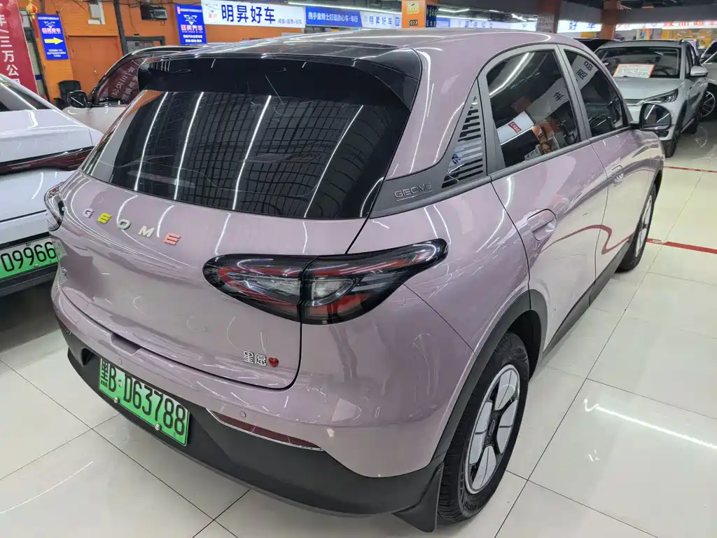 Geely Galaxy Starwish 2026 — фото 6