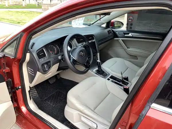 Volkswagen Golf 2015