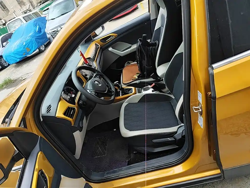 Volkswagen T-Cross 2019 — фото 15