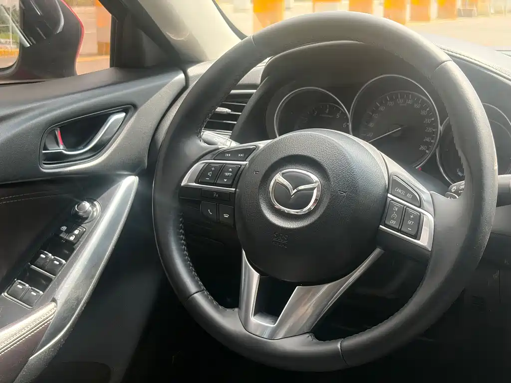 Mazda Atenza 2017 — фото 13