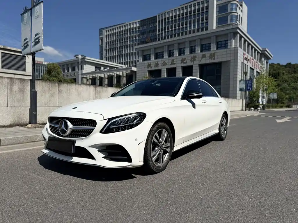 Mercedes-Benz C-Class 2019