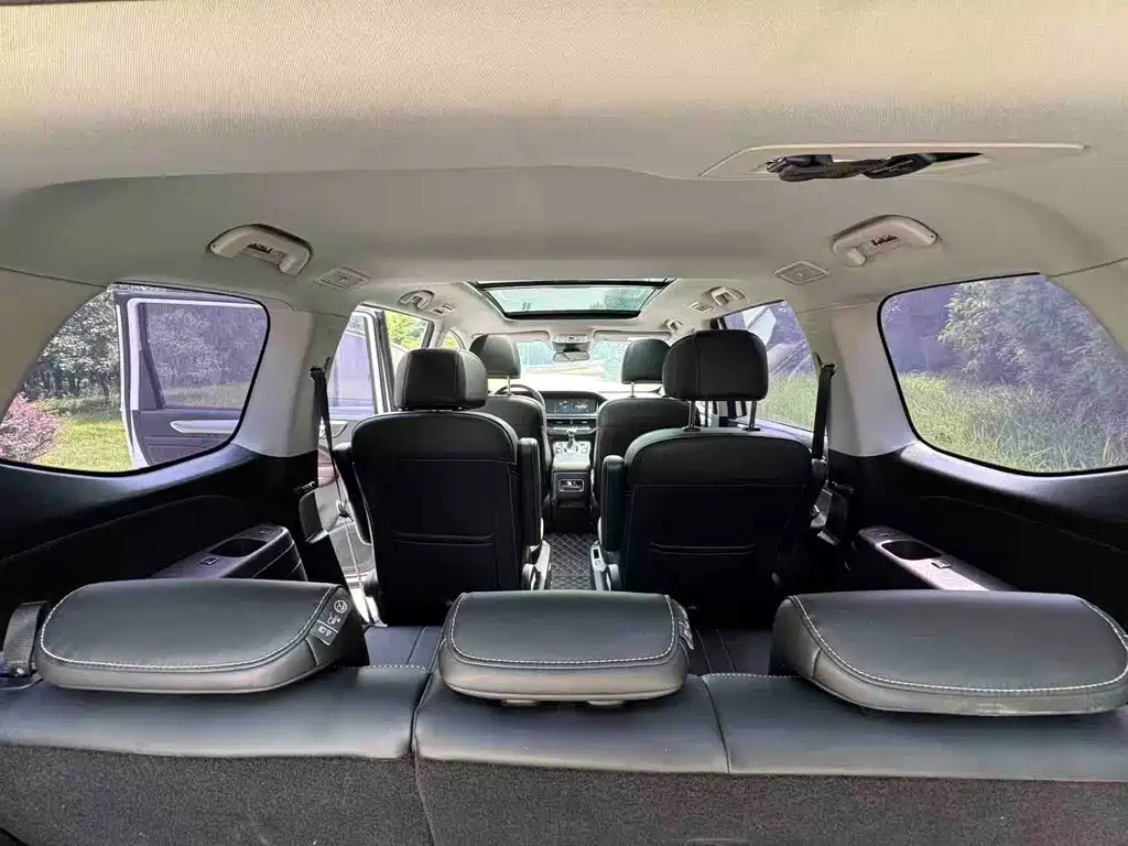 GAC Motor Trumpchi M6 2022 — фото 10