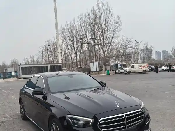 Mercedes-Benz E-Class 2023