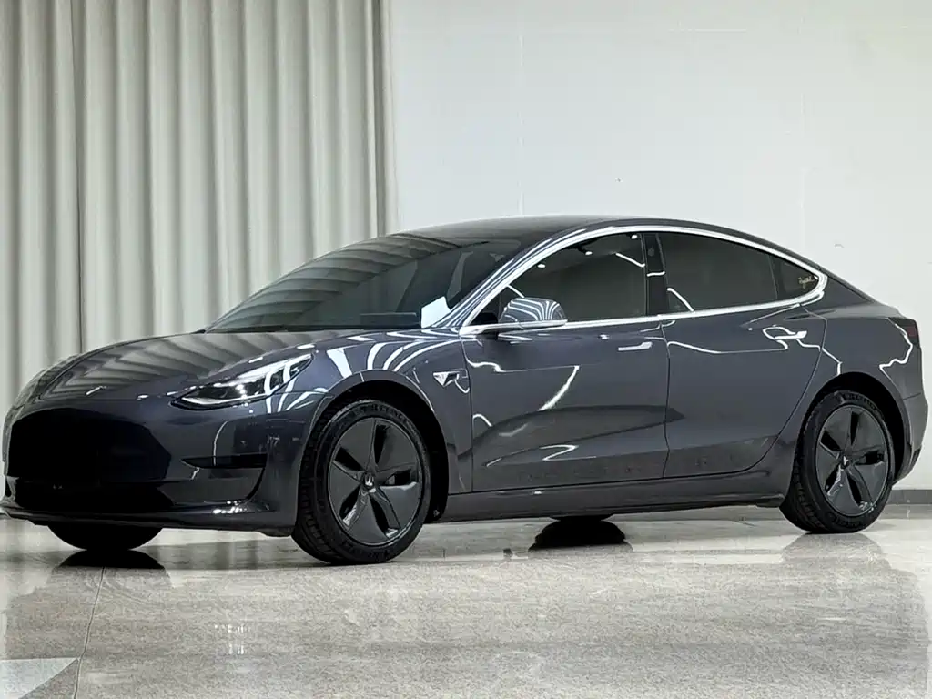 Tesla Model 3 2020 — фото 1