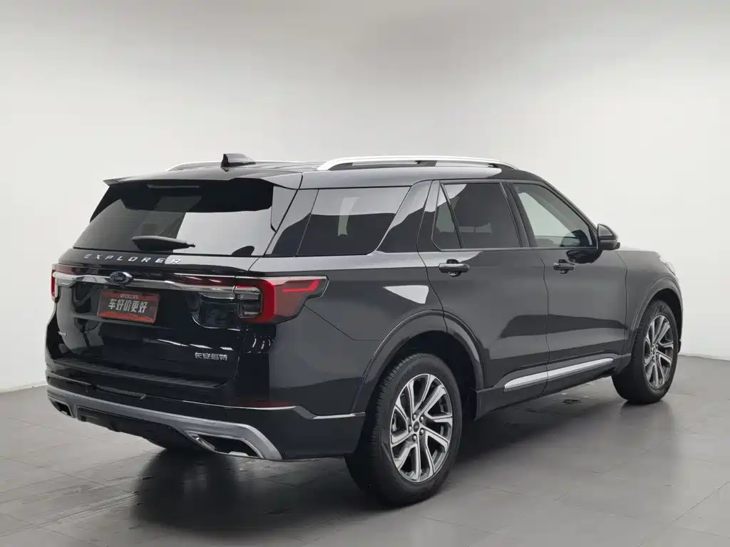 Ford Explorer 2025 — фото 2