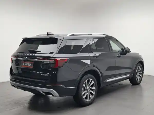 Ford Explorer 2025