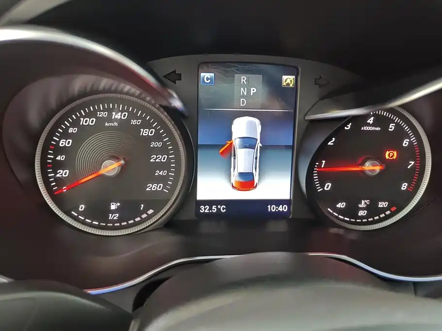 Mercedes-Benz C-Class 2018 — фото 14