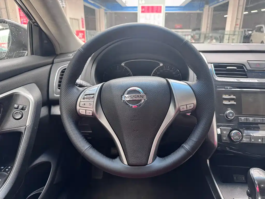 Nissan Teana 2015 — фото 14