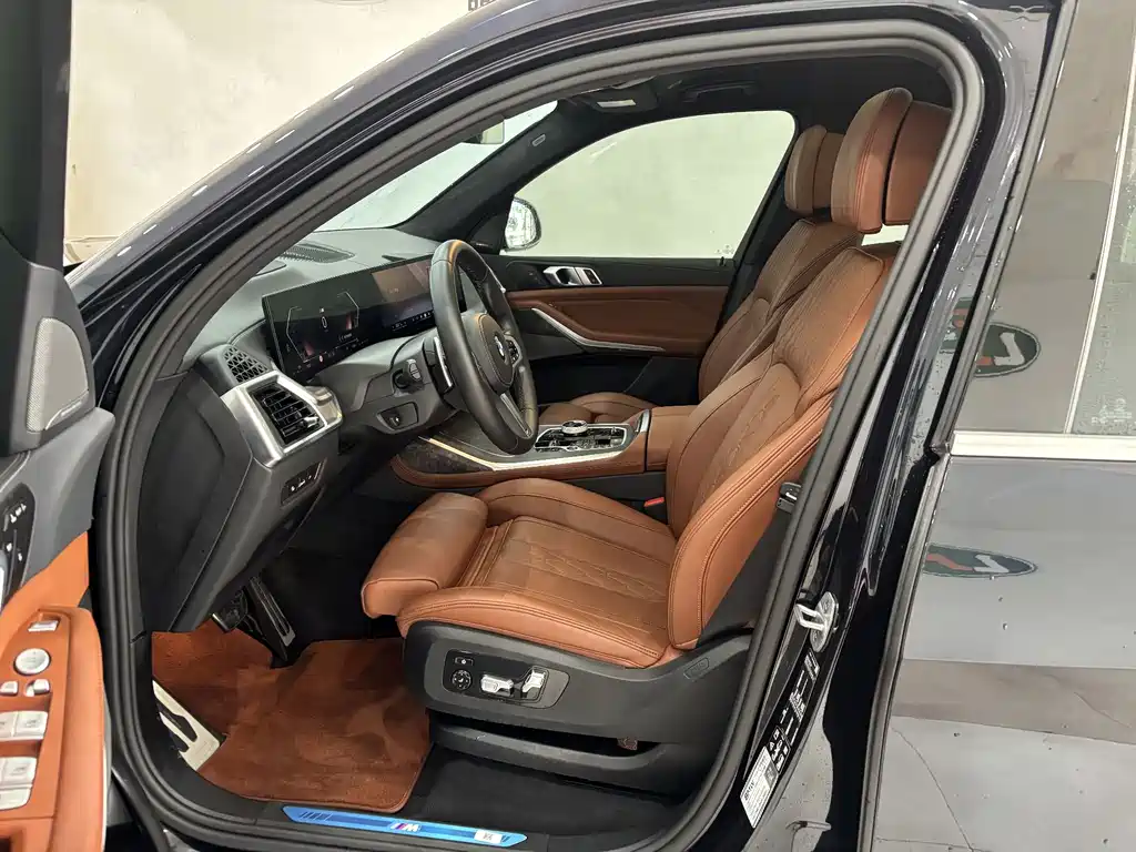 BMW X7 2024 — фото 12