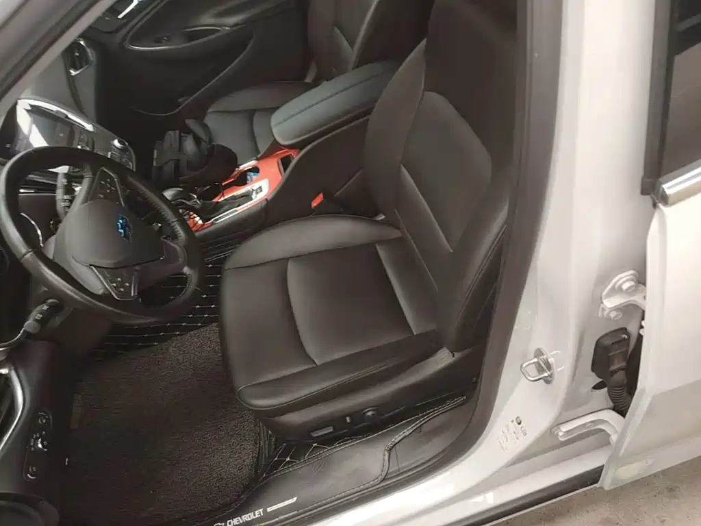 Chevrolet Malibu XL 2021 — фото 15