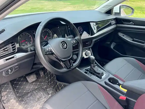 Volkswagen Bora 2021