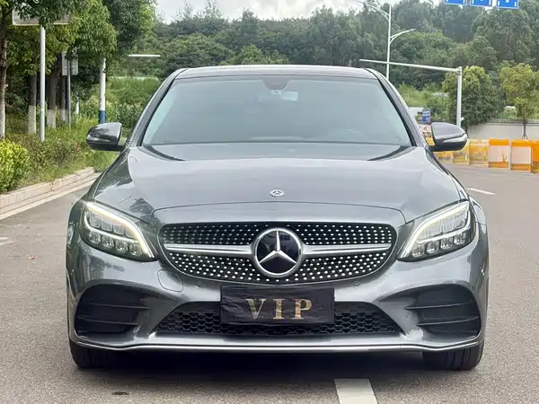 Mercedes-Benz C-Class 2019