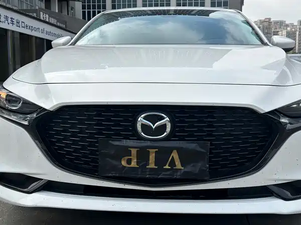 Mazda 3 Axela 2022