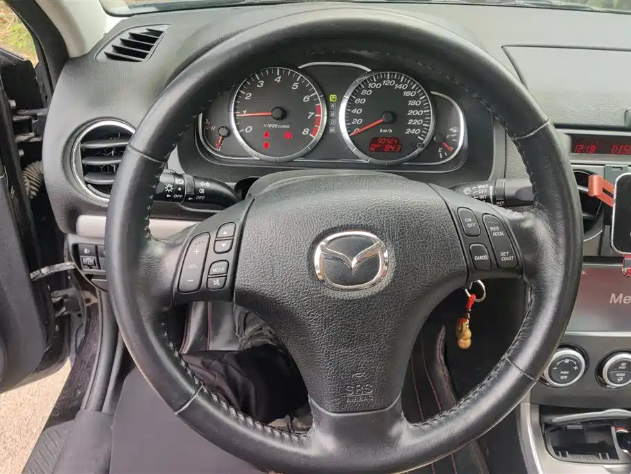 Mazda 6 2015 — фото 15