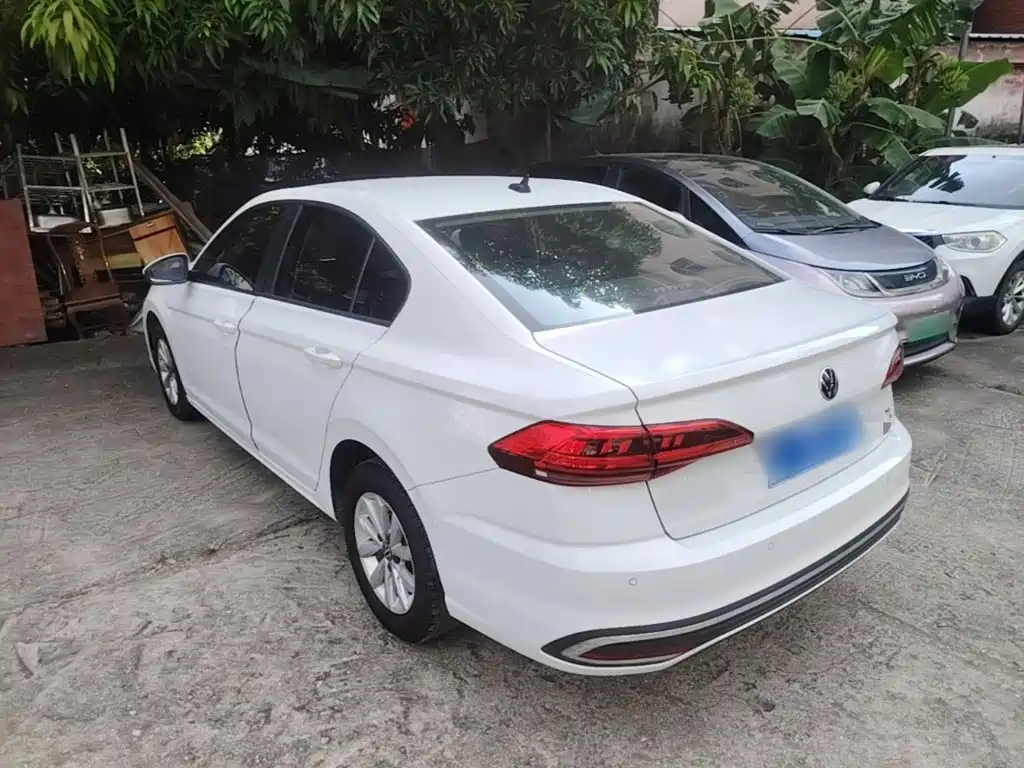 Volkswagen Bora 2024