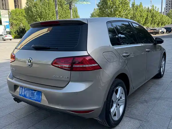 Volkswagen Golf 2015