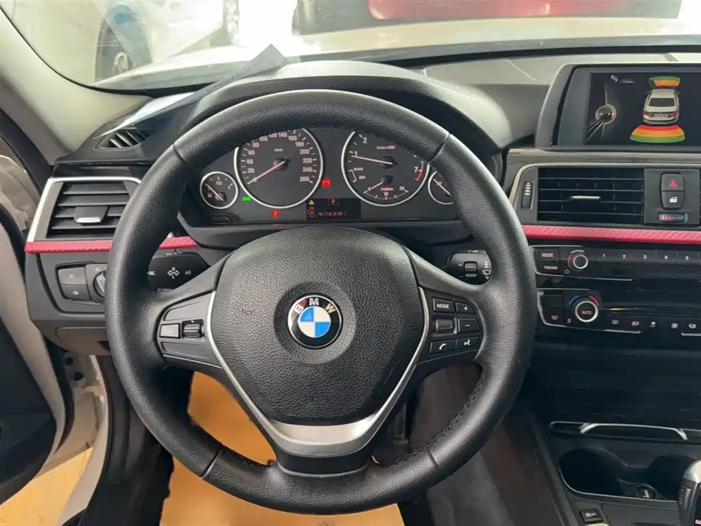 BMW 3 Series 2016 — фото 16