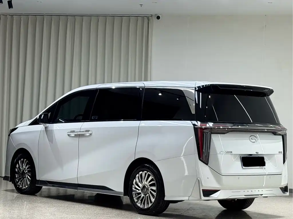GAC Motor Trumpchi M8 2024 — фото 4