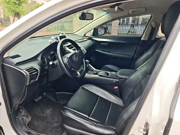 Lexus NX 2016