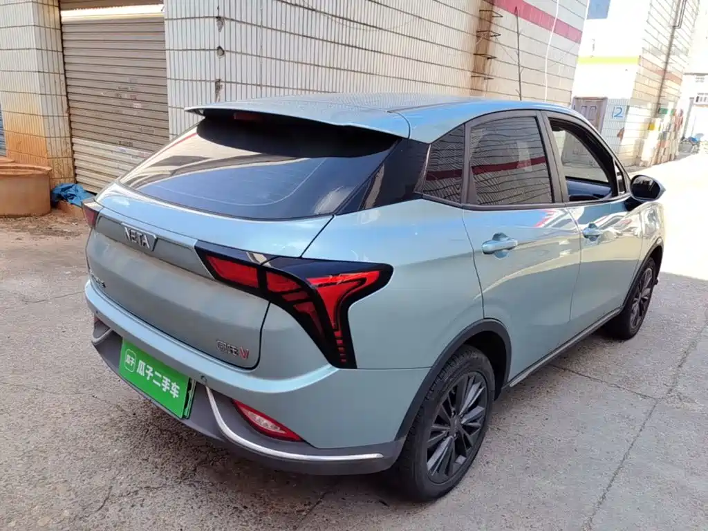 Neta V 2022
