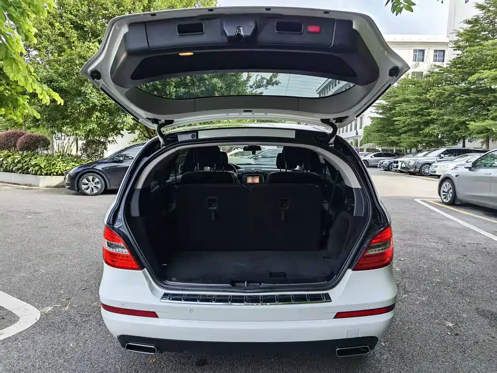 Mercedes-Benz R-Class 2014 — фото 22
