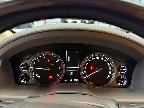 Toyota Land Cruiser 2016