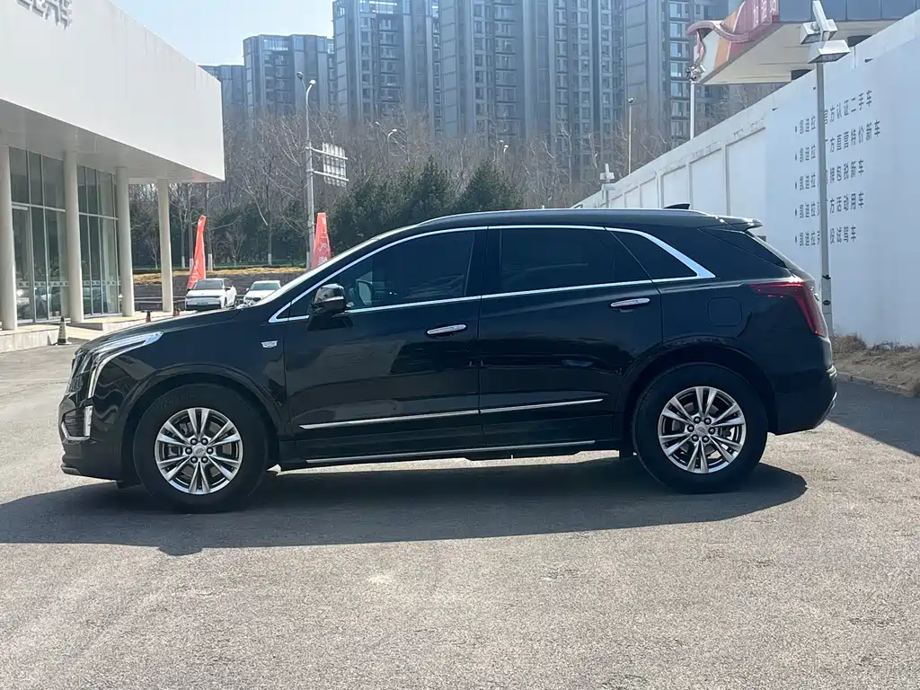 Cadillac XT5 2024 — фото 3