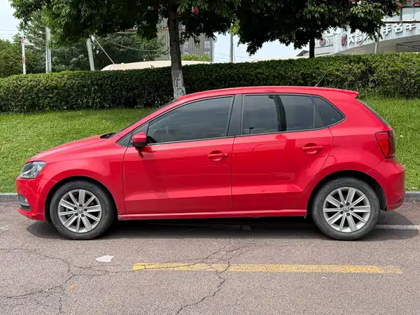 Volkswagen Polo 2016
