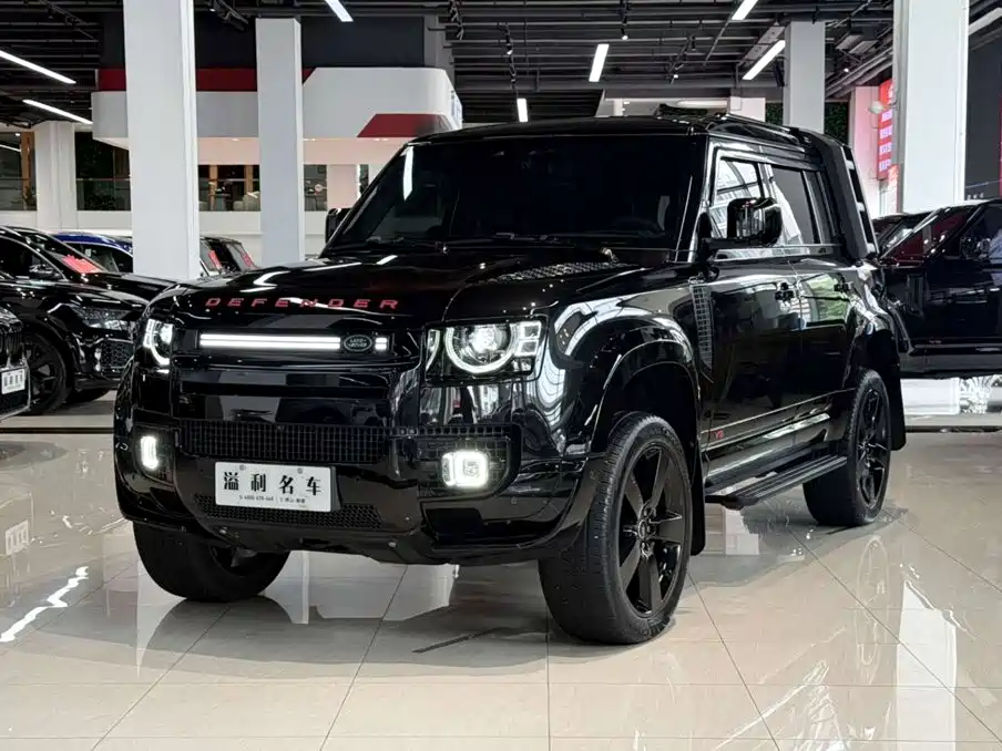 Land Rover Defender 2024 — фото 1