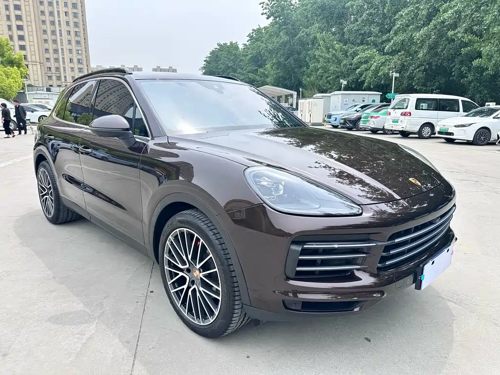 Porsche Cayenne 2018 — фото 3
