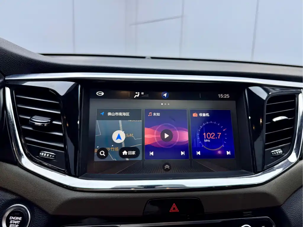 GAC Motor Trumpchi GS8 2017 — фото 13