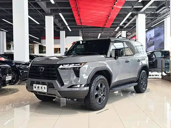 Lexus GX 2025