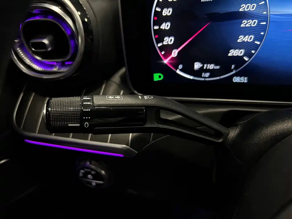 Mercedes-Benz C-Class 2021 — фото 17