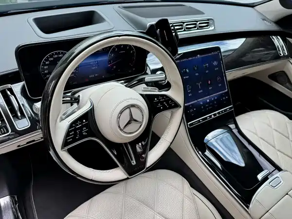 Mercedes-Benz Maybach S-Class 2023