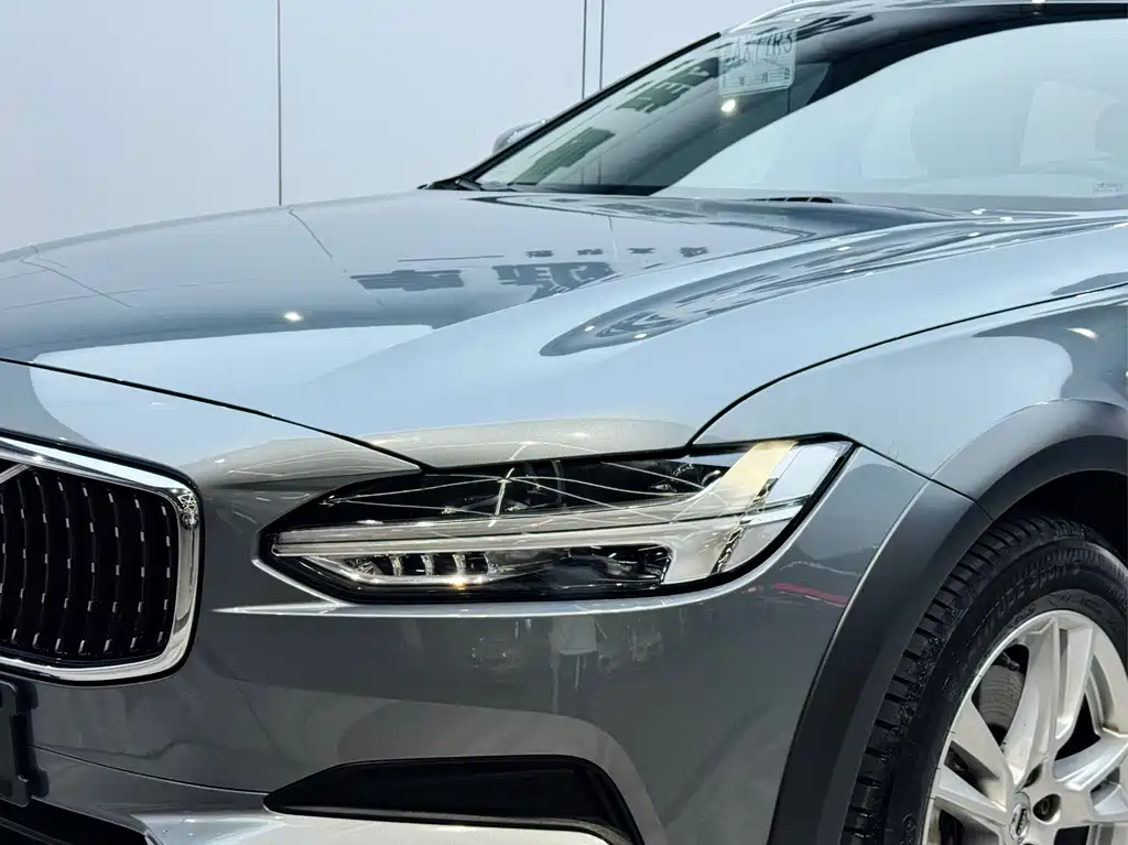 Volvo V90 2019 — фото 24