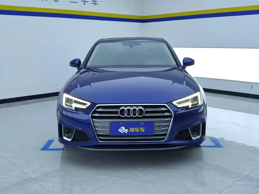 Audi A4L 2019