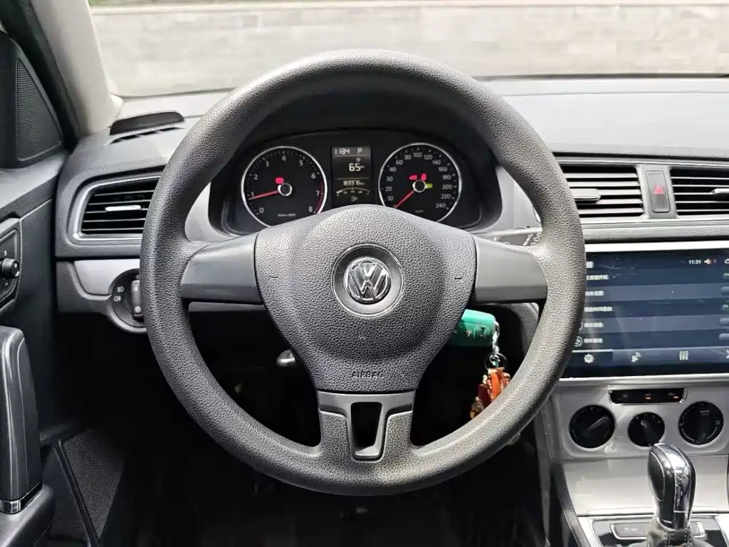 Volkswagen Gran Lavida 2015 — фото 18