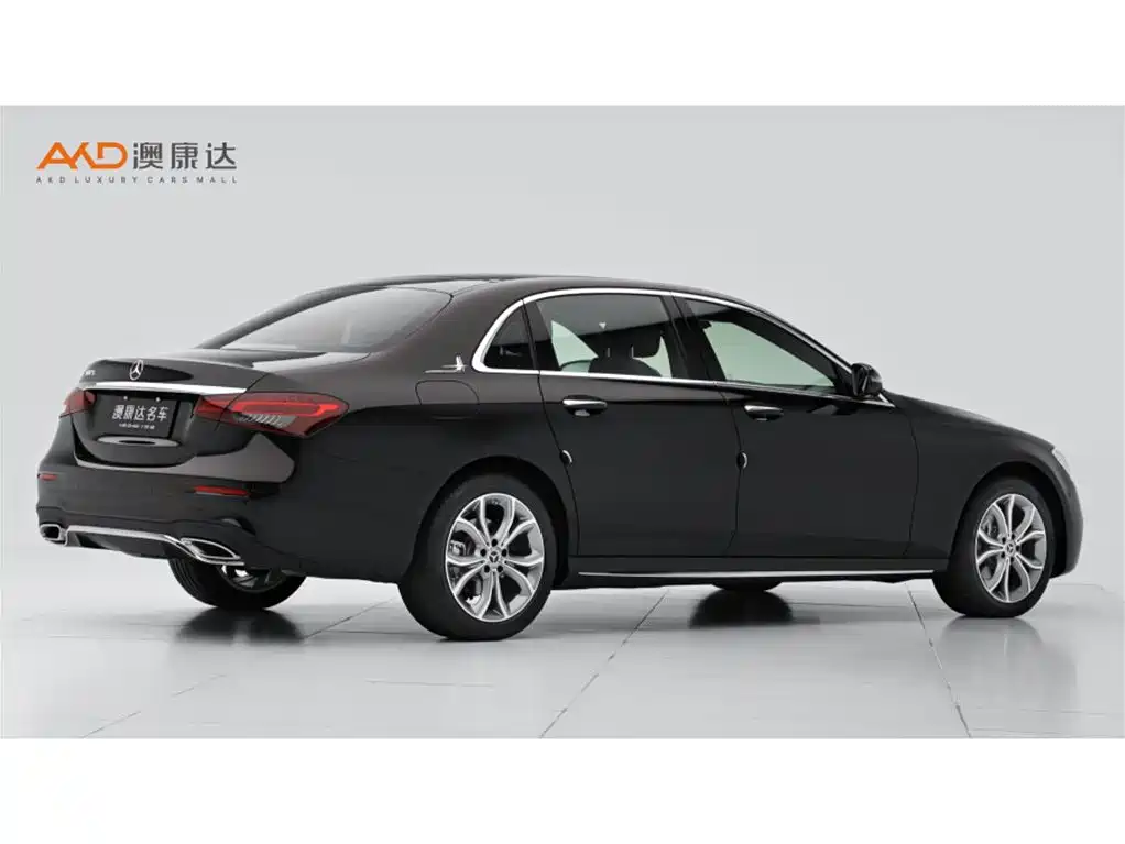 Mercedes-Benz E-Class 2024
