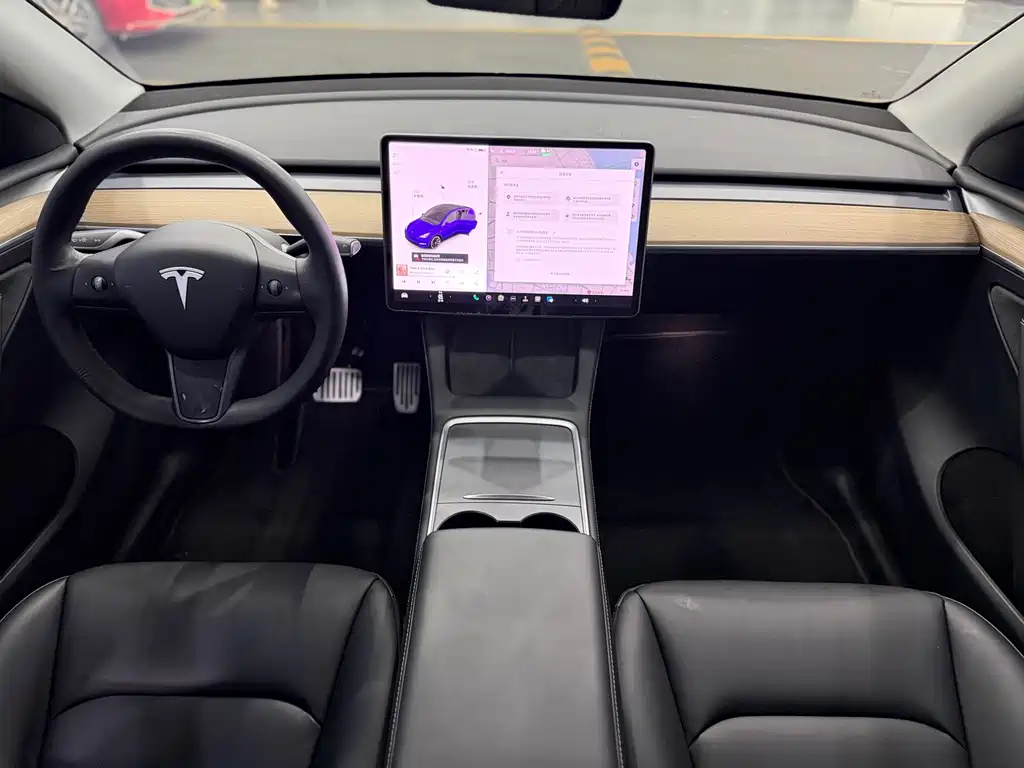 Tesla Model Y 2021 — фото 11