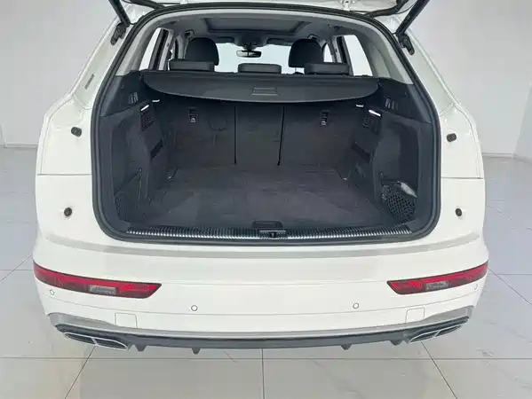 Audi Q5L 2022
