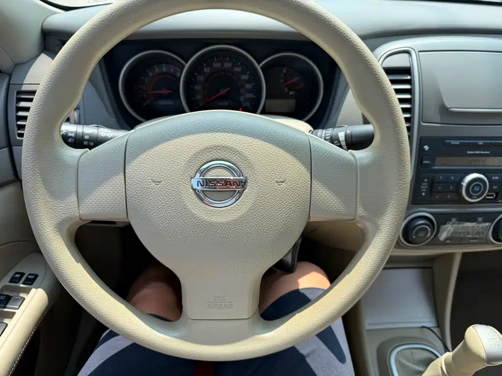 Nissan Sylphy 2016 — фото 13