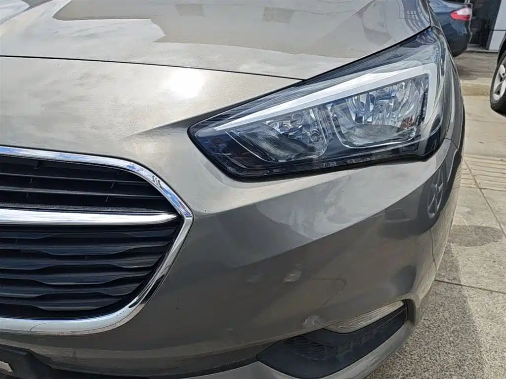 Buick Excelle 2019 — фото 24
