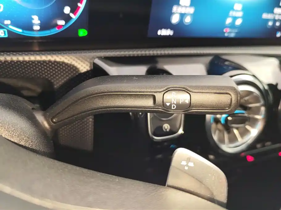 Mercedes-Benz CLA 2023 — фото 16
