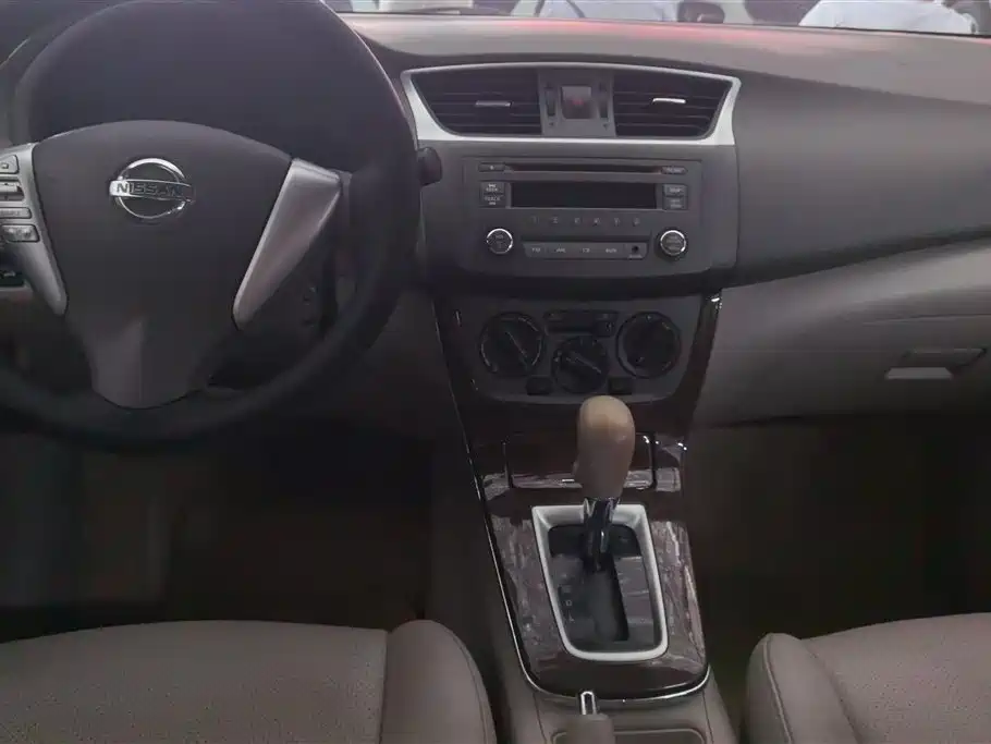 Nissan Sylphy 2012 — фото 12