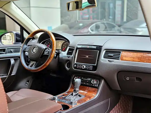 Volkswagen Touareg 2011