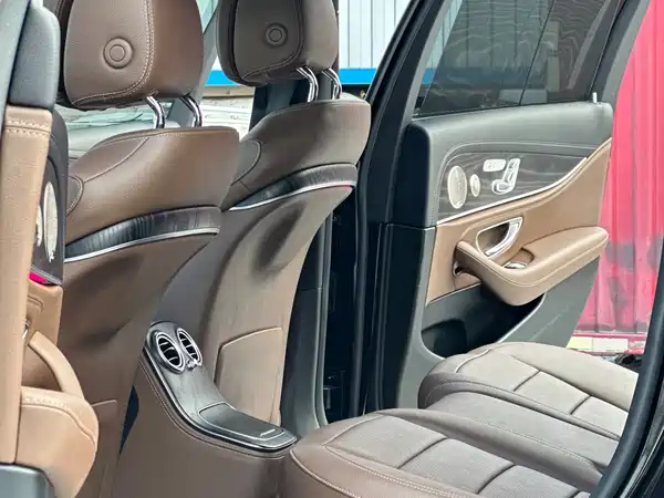 Mercedes-Benz E-Class 2021