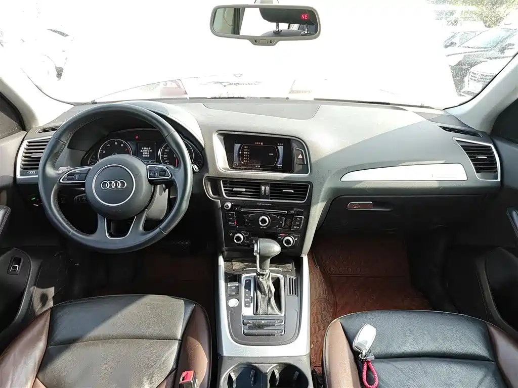 Audi Q5 2018 — фото 10
