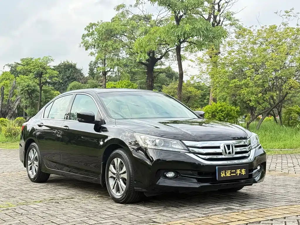 Honda Accord 2015 — фото 3
