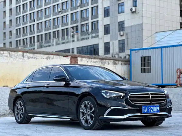 Mercedes-Benz E-Class 2021