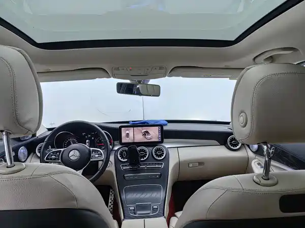 Mercedes-Benz C-Class 2019
